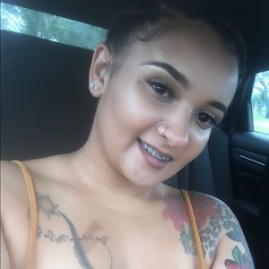 Meet your Posher, Briana